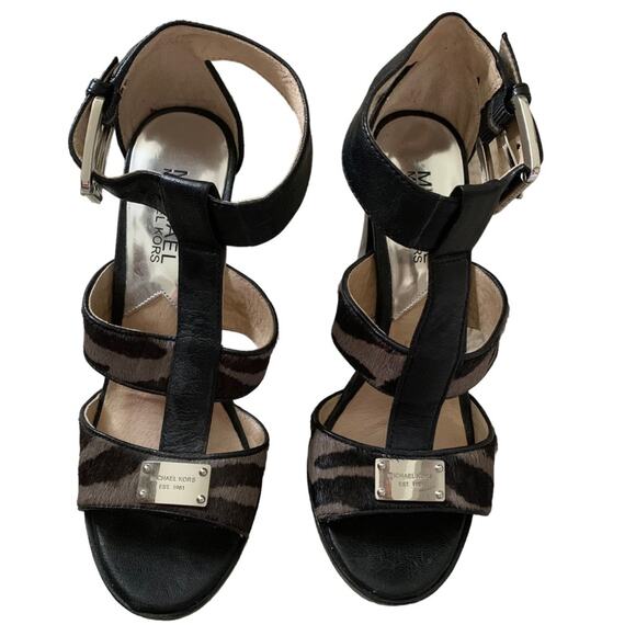 Michael Kors Y2K Black Gray Animal Calf Hair Stripe T Strap Heels Size 5.5 - Picture 2 of 11